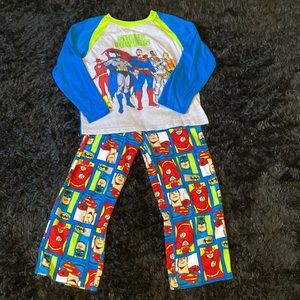 Boy’s Justice League pajama set, size 6-7.